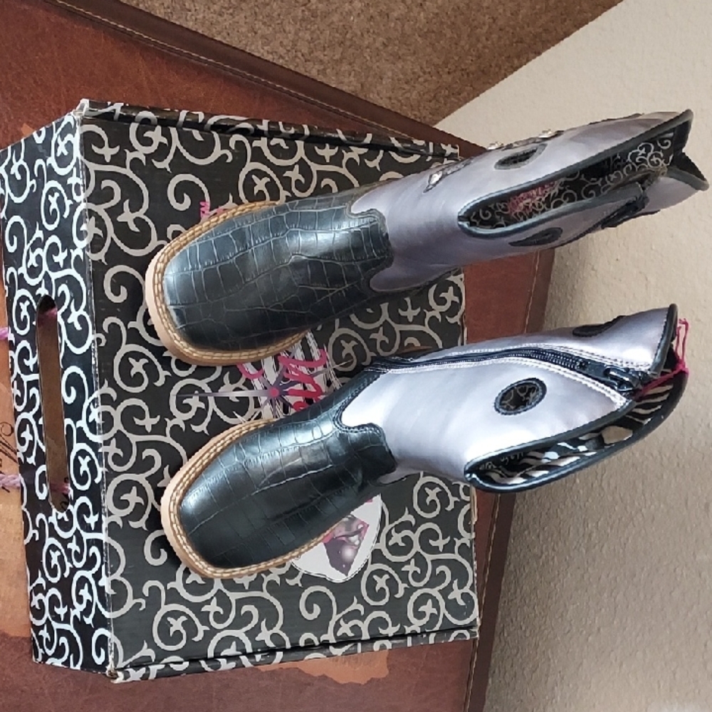 Blazin Roxx Black and White Kids Boots